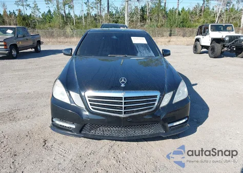 2013 Mercedes-Benz E 350 z USA, uszkodzony, nr VIN WDDHF5KBXDA718612